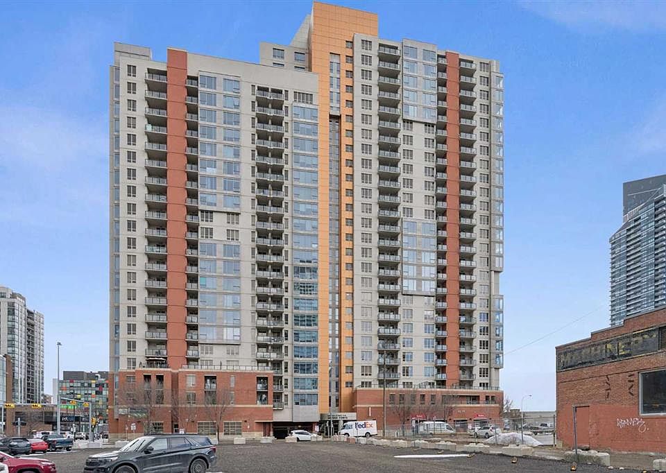 1st image of 1053 E 10th St SW #1301