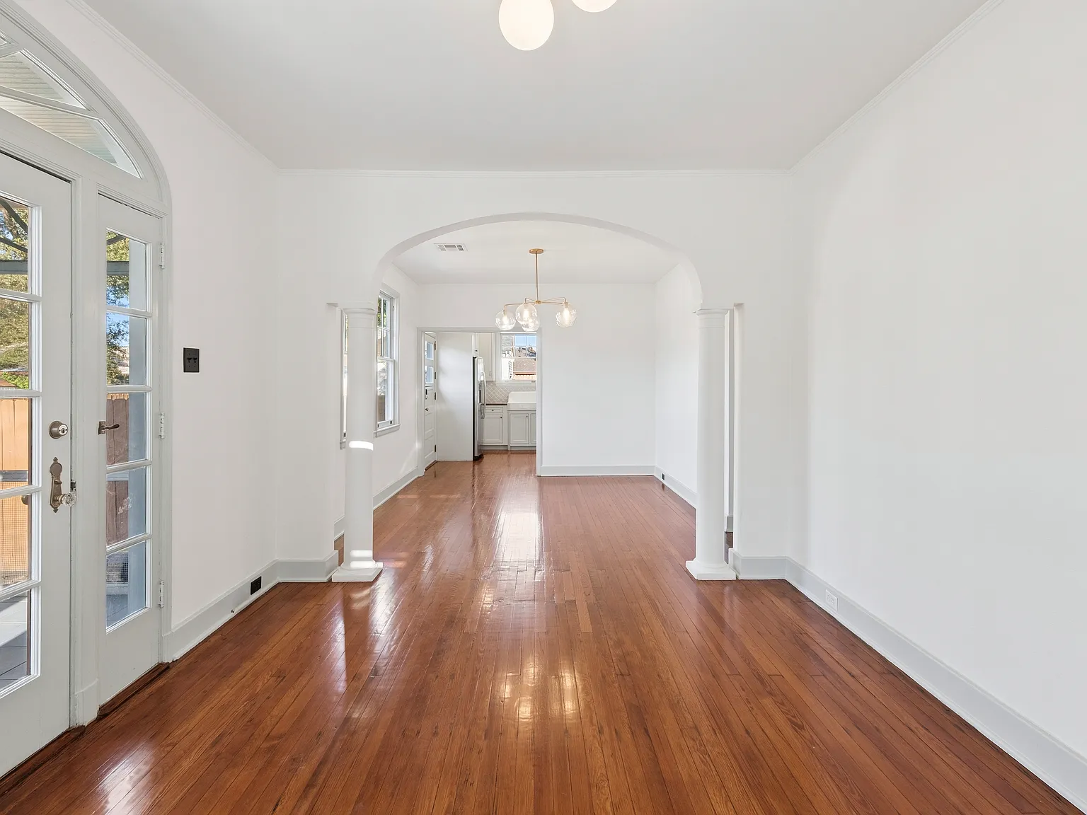 2 bed, 1440 sqft, $2,200 — Photo 2
