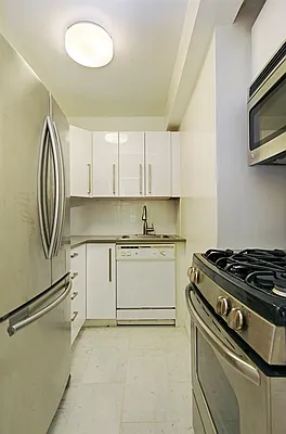 Rented by Corcoran | media 2