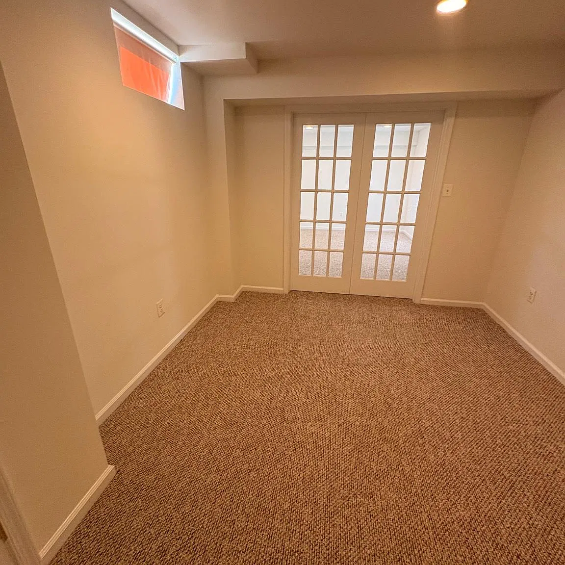 4 bed, 3.5 bath, 3910 sqft, $4,995 — Photo 2