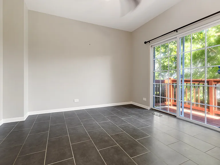 2255 Hudson Cir #2255 — Photo 6
