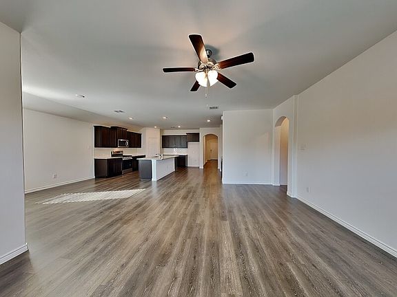 3rd image of 148 Whitetail Way