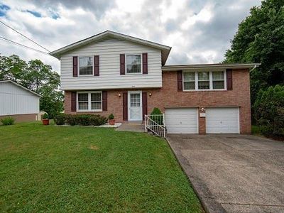 946 Copsewood Dr, Bethel Park, PA, 15102