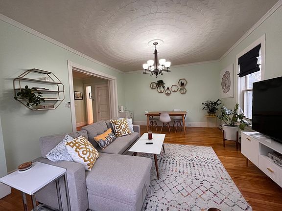 3rd image of 99 Paine St