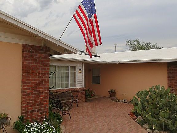 4th image of 3662 W Cromwell Dr