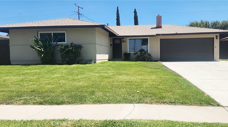 1st image of 360 E Rancho Rd