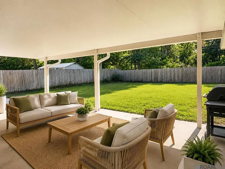 431 Gloria Dr — Photo 3