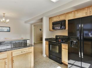 408 Ridgepoint Pl APT 18, Gaithersburg, MD 20878