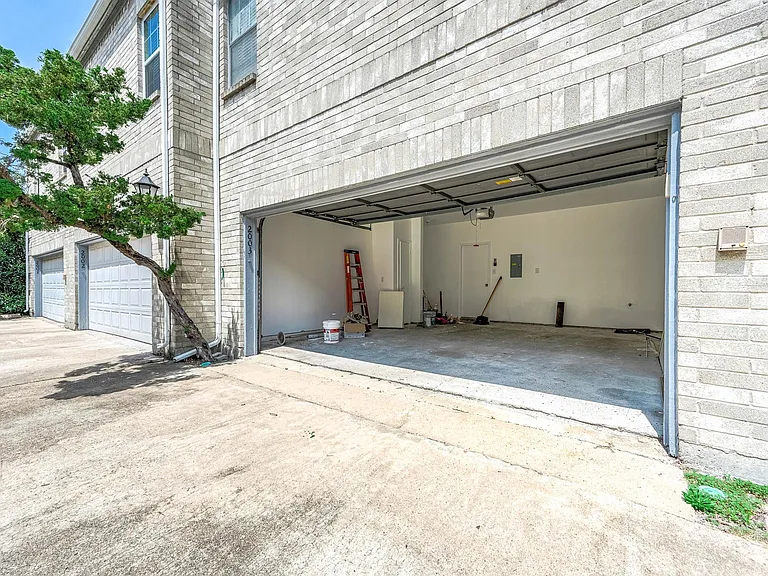6000 Reims Rd #2003 — Photo 23