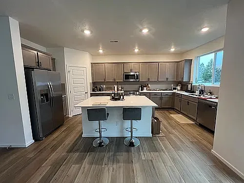 16375 E 30th Ln — Photo 8