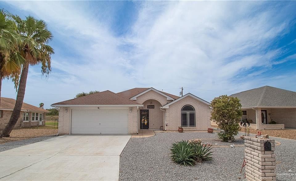 1st image of 7444 Golf Dr