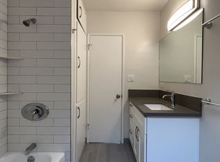 826 N Market St APT 7, Inglewood, CA 90302