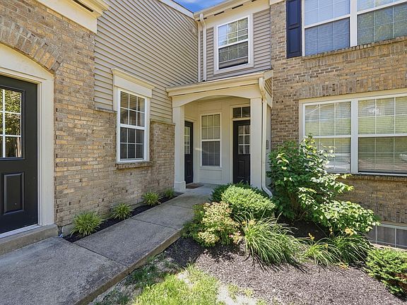 5th image of 449 Southwind Ln