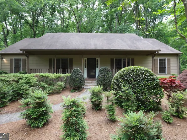 2737 Hearthstone Cir, Marietta, GA 30062