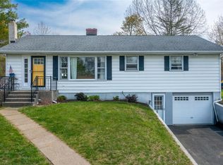 41 Hillside Ave, Wingdale, NY 12594