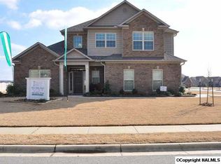 6717 McEachern Ln, Owens Cross Roads, AL 35763