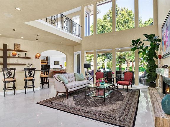 5th image of 5641 Northbrook Dr