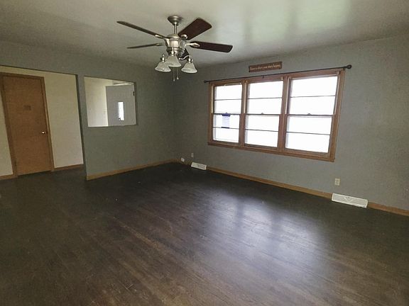 2nd image of 2517 Southwest Blvd