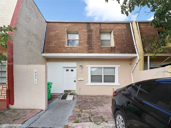 5971 NW 24th Ct, Fort Lauderdale, FL 33313