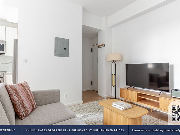 3rd image of 160 E 48th St APT 15G