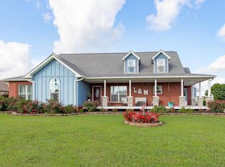 490 W Nashville St, Pembroke, KY 42266