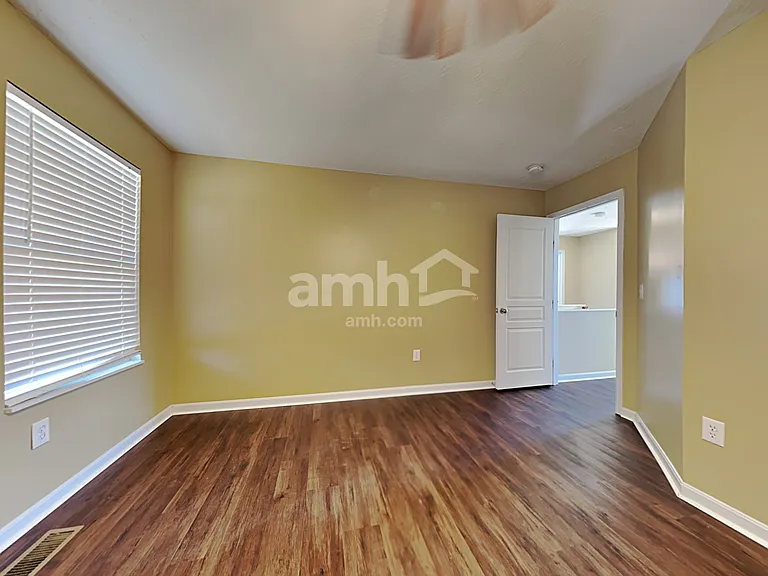 6908 Lucia Dr — Photo 19