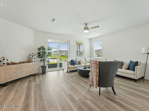 4th image of 8409 HAWKES MEADOW