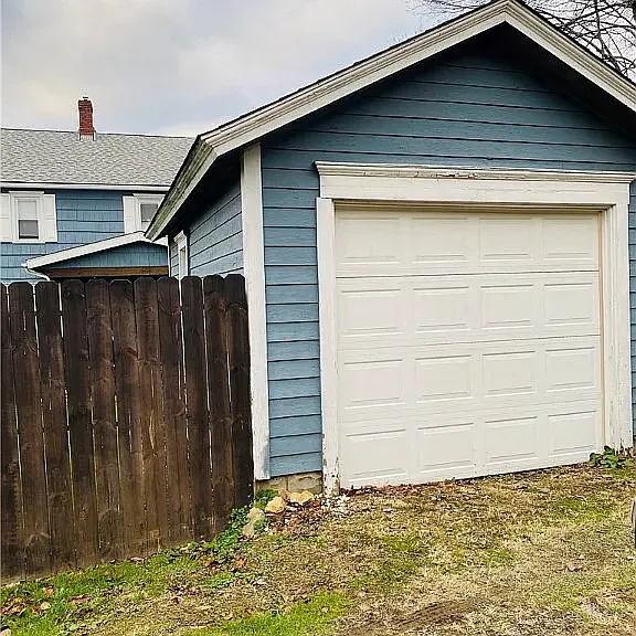 28 W Grant St — Photo 3