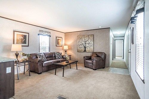 4th image of 9715 Maplelawn