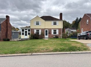 5309 Fieldcrest Dr, Pittsburgh, PA 15236