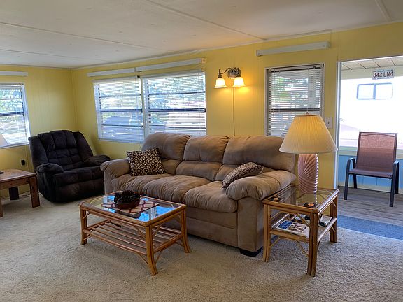 5th image of 27421 Bourbonniere Dr