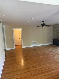 536 Curie Dr — Photo 13