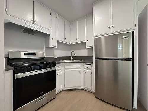 1315 N Columbus Ave. Photo 1