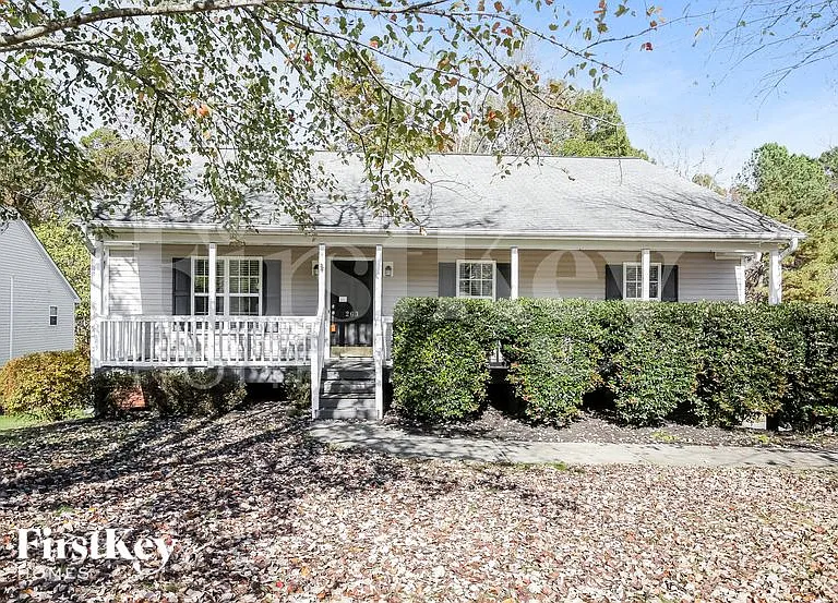 263 Carriage Ln — Photo 1