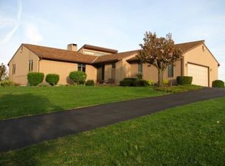 123 Sunny Ct, Leesport, PA 19533
