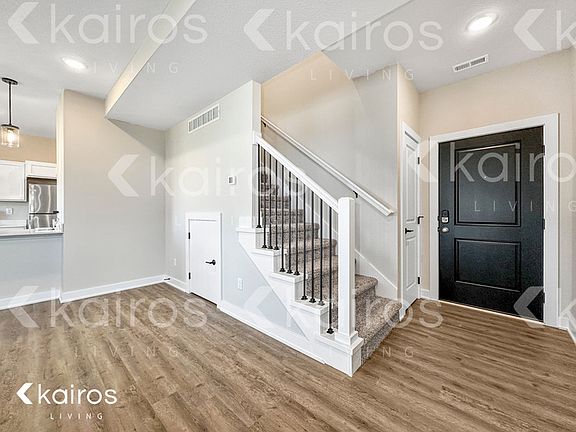4th image of 6919 Bluebell Ct