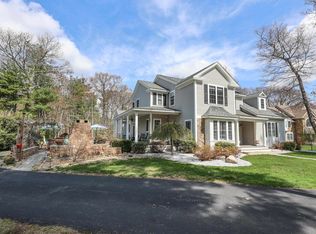 16 Welch Rd, Londonderry, NH 03053