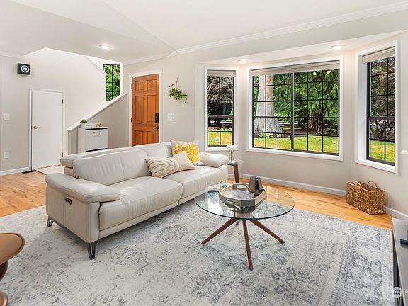 4th image of 14903 275th Avenue NE