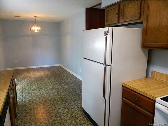 3rd image of 5931 Falstaff Dr
