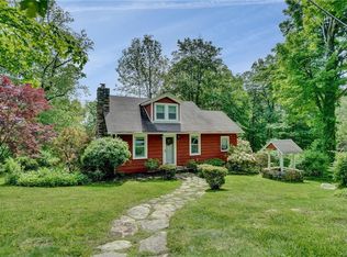 3 Elm Rd, Mahopac, NY 10541