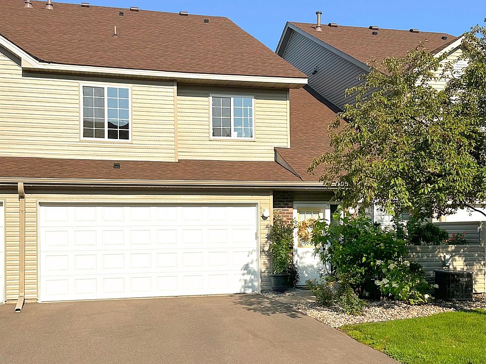 1st image of 2352 Oakridge Cir