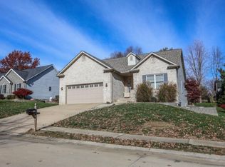 501 Monticello Pl, Edwardsville, IL 62025