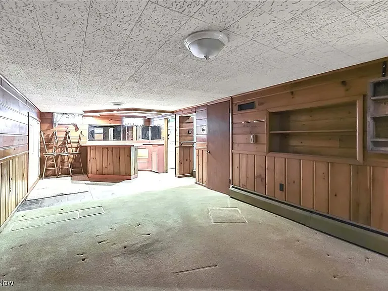 589 Woodlane Dr — Photo 40