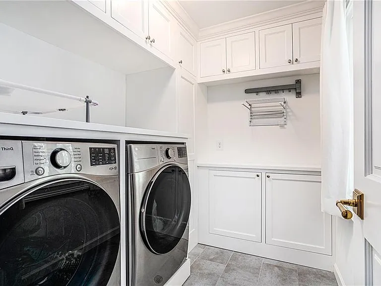 575 Peachtree Battle Ave NW — Photo 22