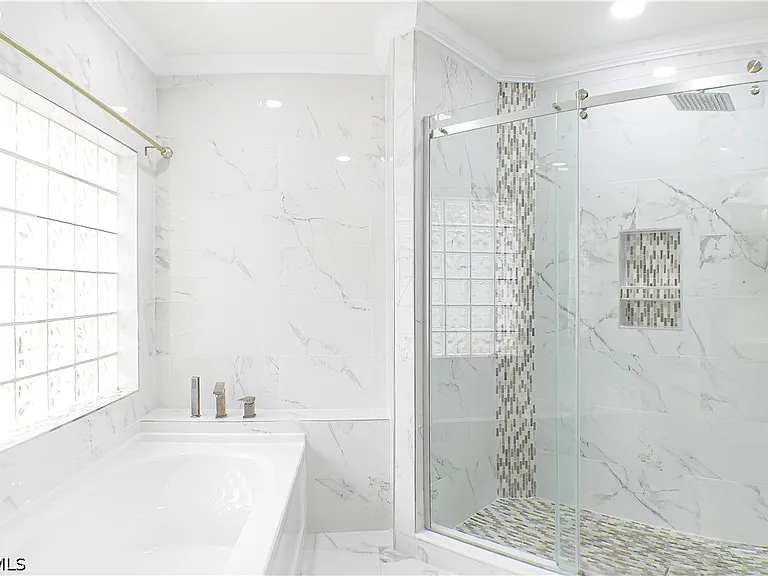 160 Lady Palm Dr — Photo 13