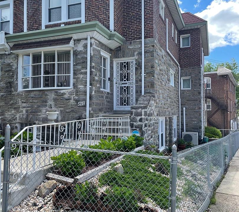 1st image of 5740 Wyndale Ave Unit 1