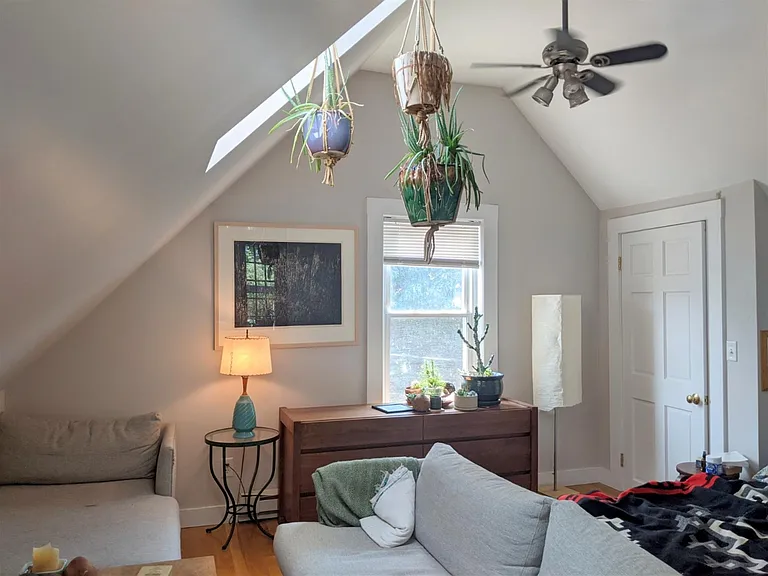67 Hudson St — Photo 7