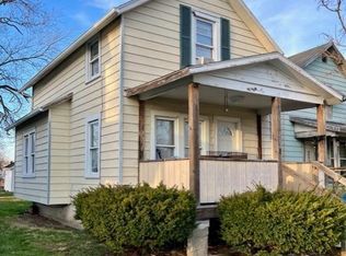 1032 Roosevelt St, Fremont, OH 43420
