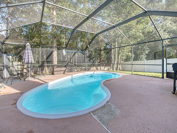 3rd image of 7527 Fawn Lake Dr N