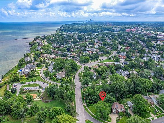 2nd image of 20291 Beach Cliff Blvd